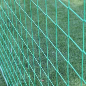 PLASA DE PROTECTIE DIN POLIETILENA ,LATURA OCHIULUI DE 20 MM,2.3MM,COD 200-020